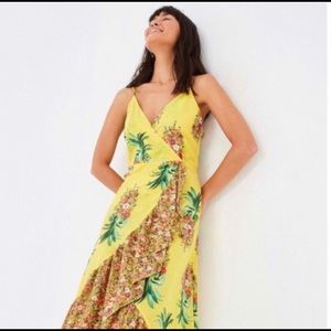 💥FARMRIO/ANTHRO/GOLDEN PINEAPPLE FLORAL WRAPDRESS
